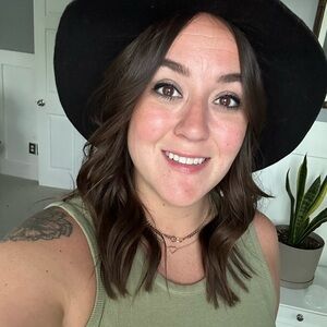 Meet your Posher, Shanelle